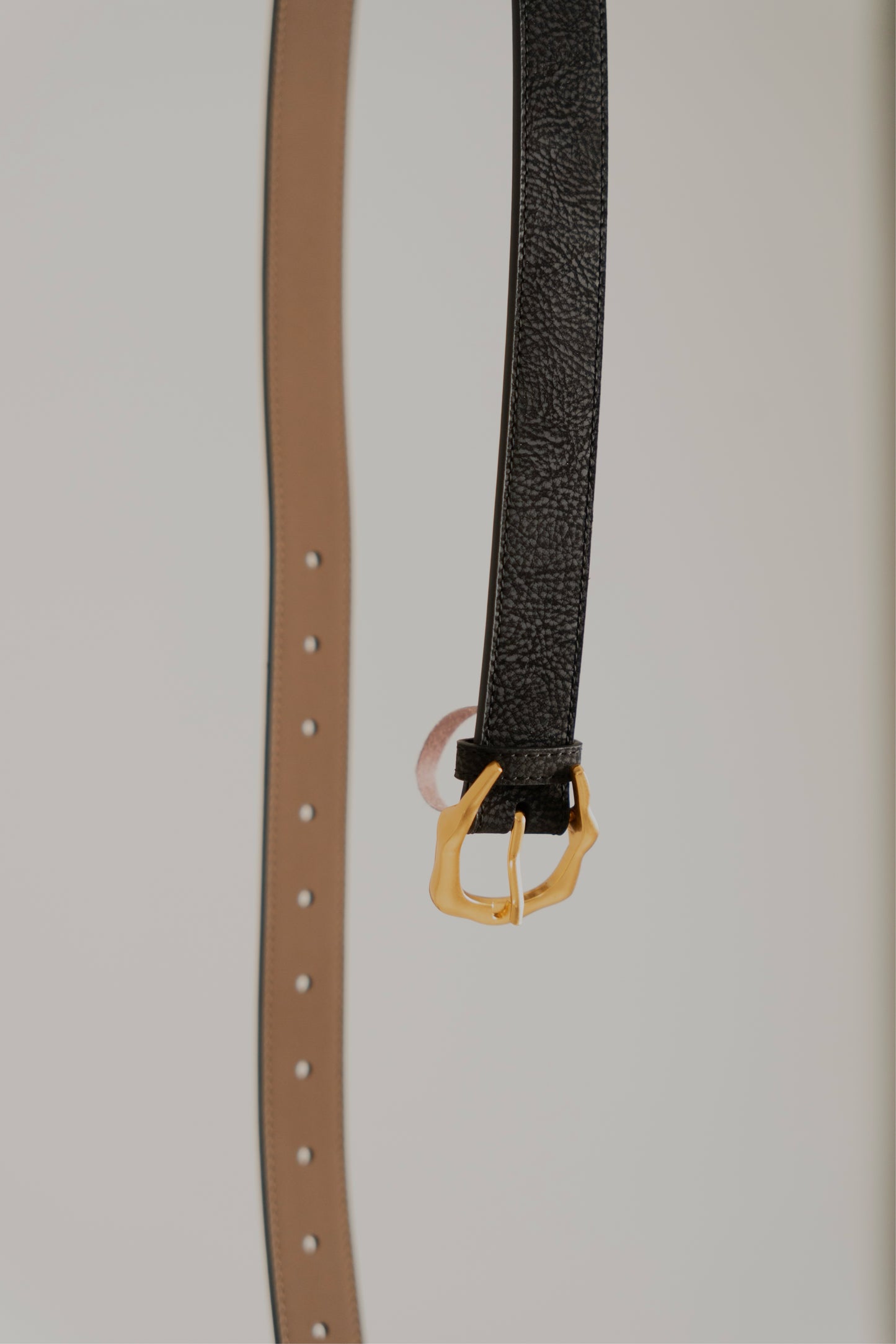 Oval Gold Buckle Leather Belt