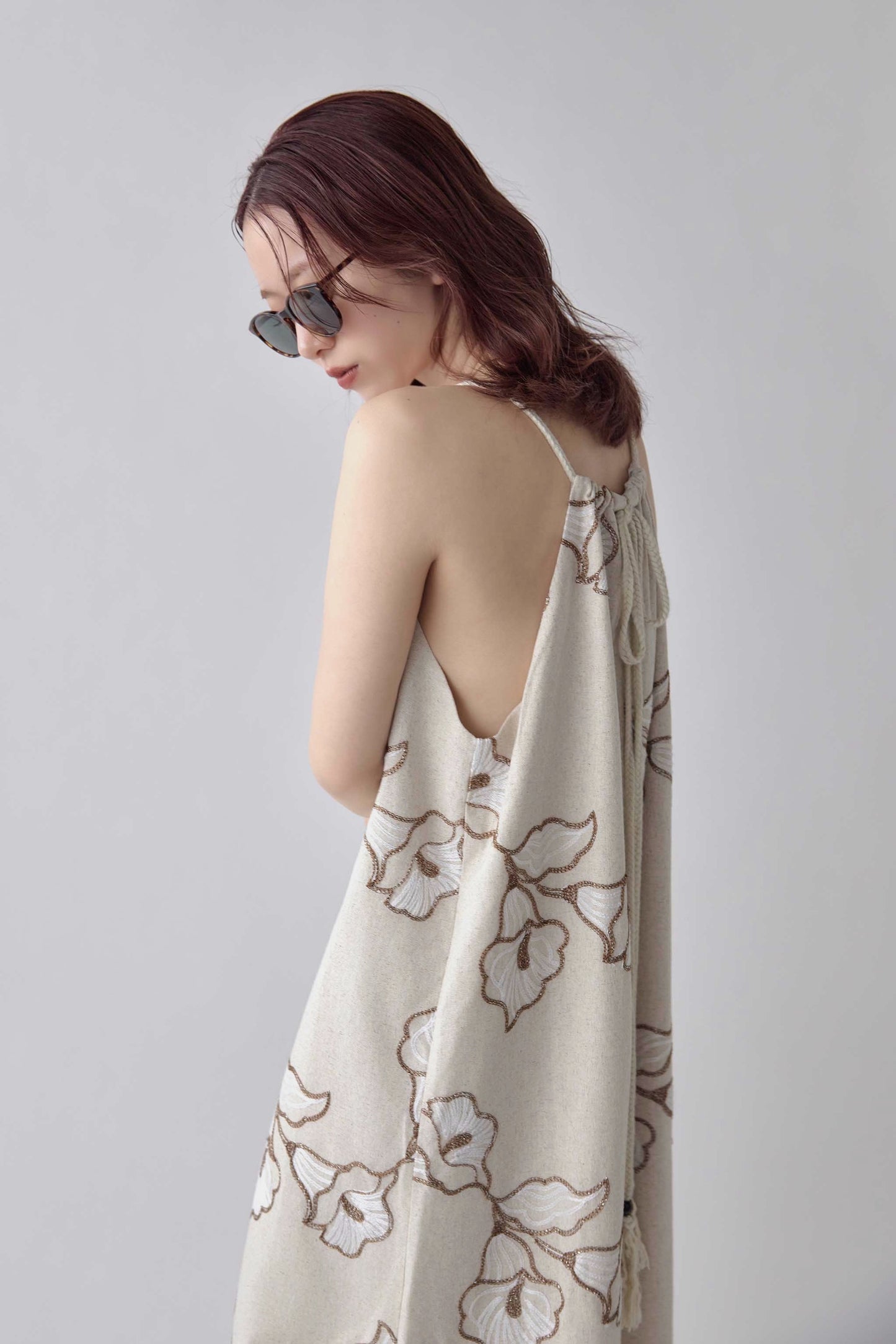 Line Flower Embroidery Dress