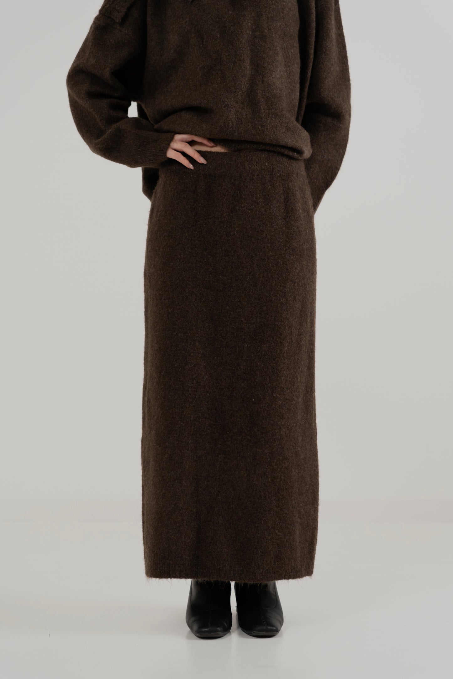 Modern Snood Knit Set – 3 Piece