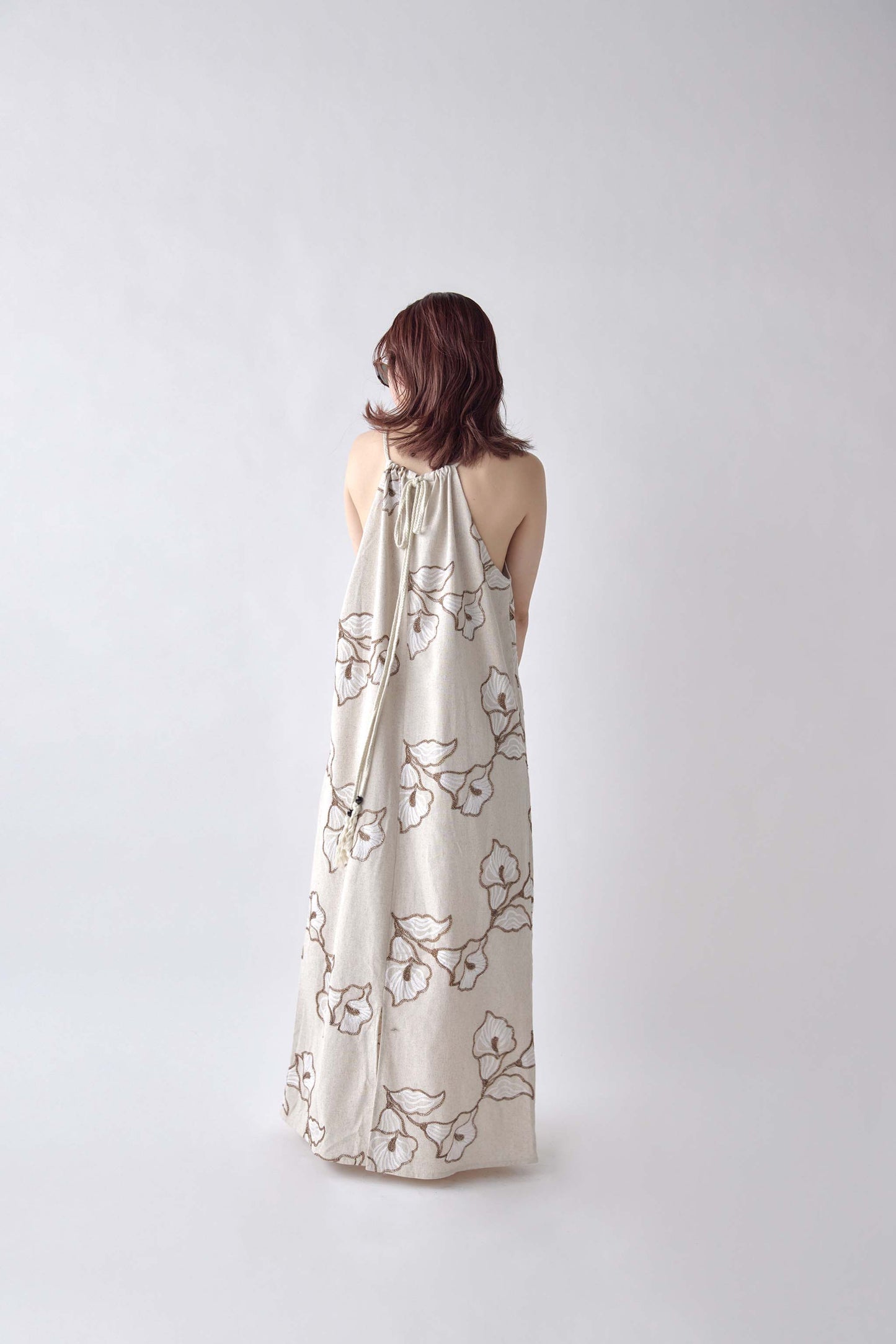 Line Flower Embroidery Dress
