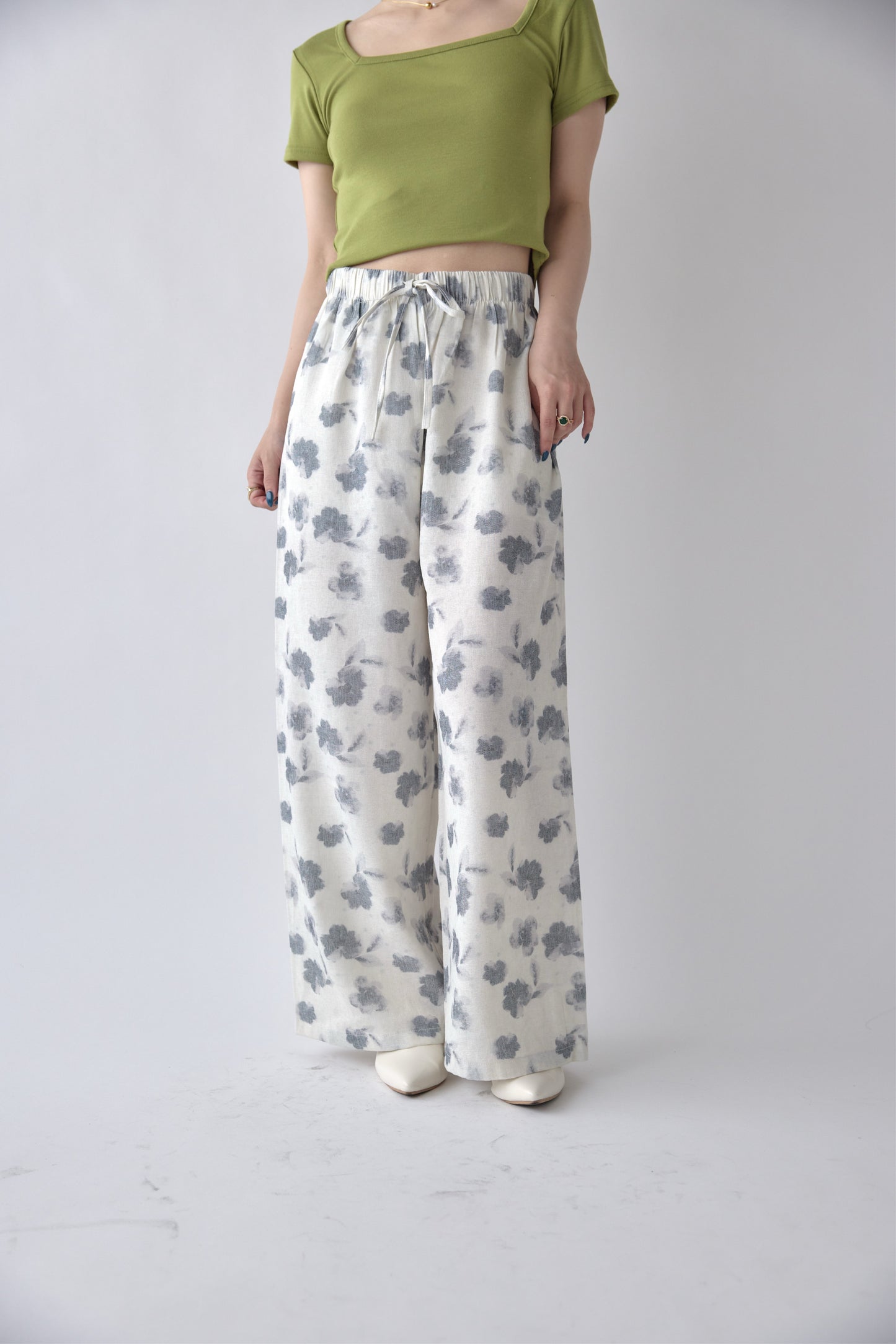 Soft Flower Easy Pants