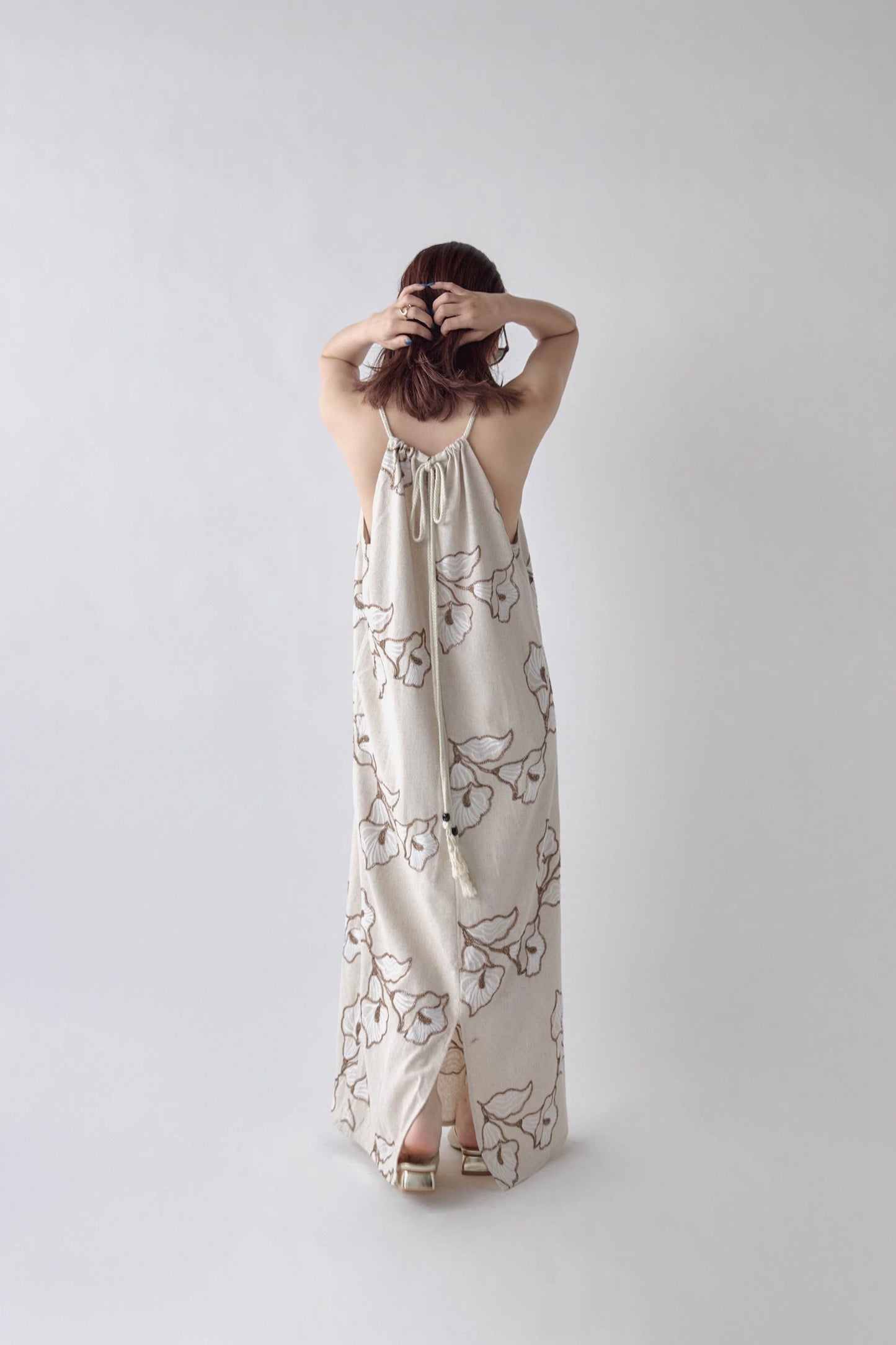 Line Flower Embroidery Dress