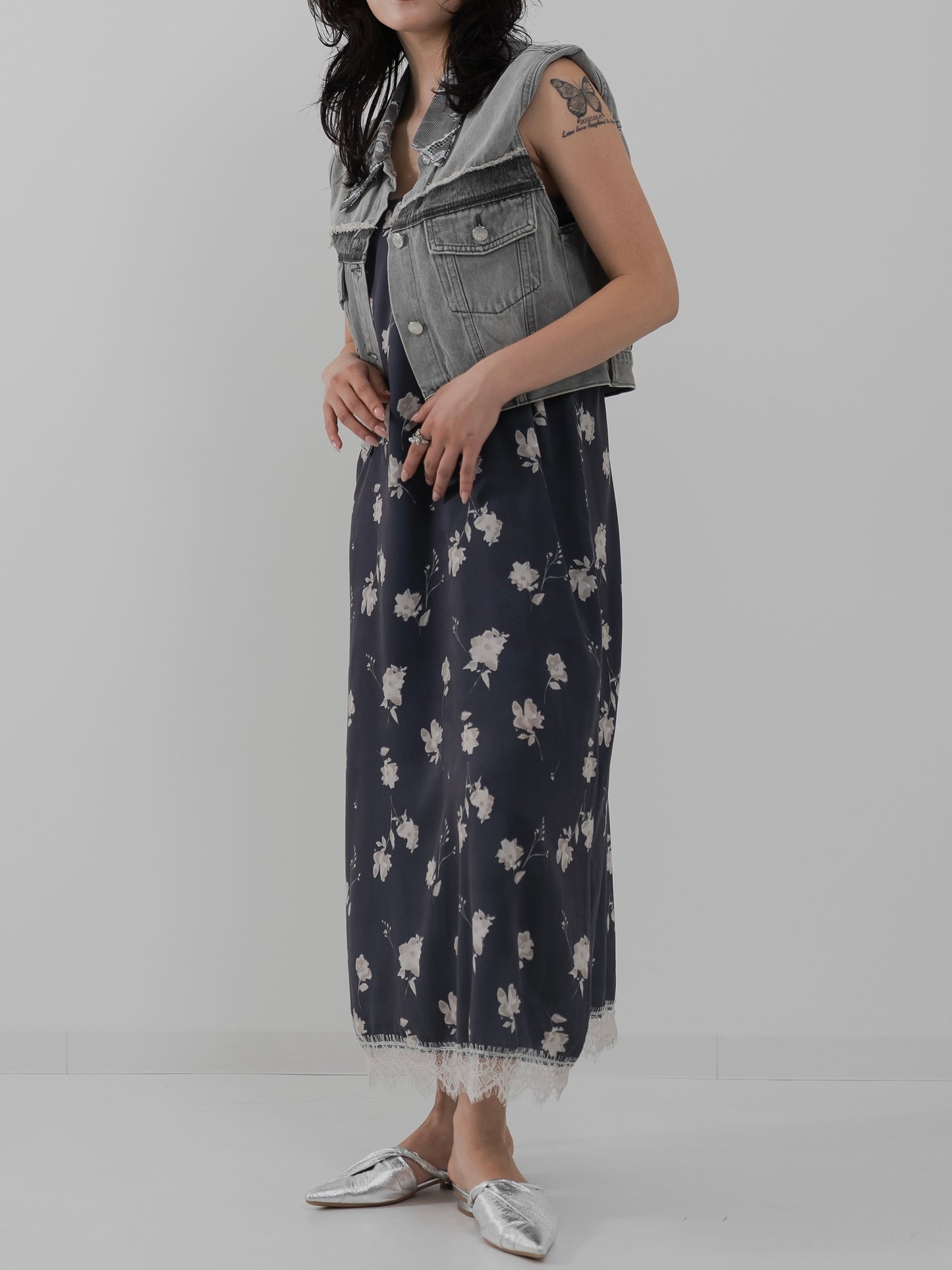 Floral Lace Denim Vest　