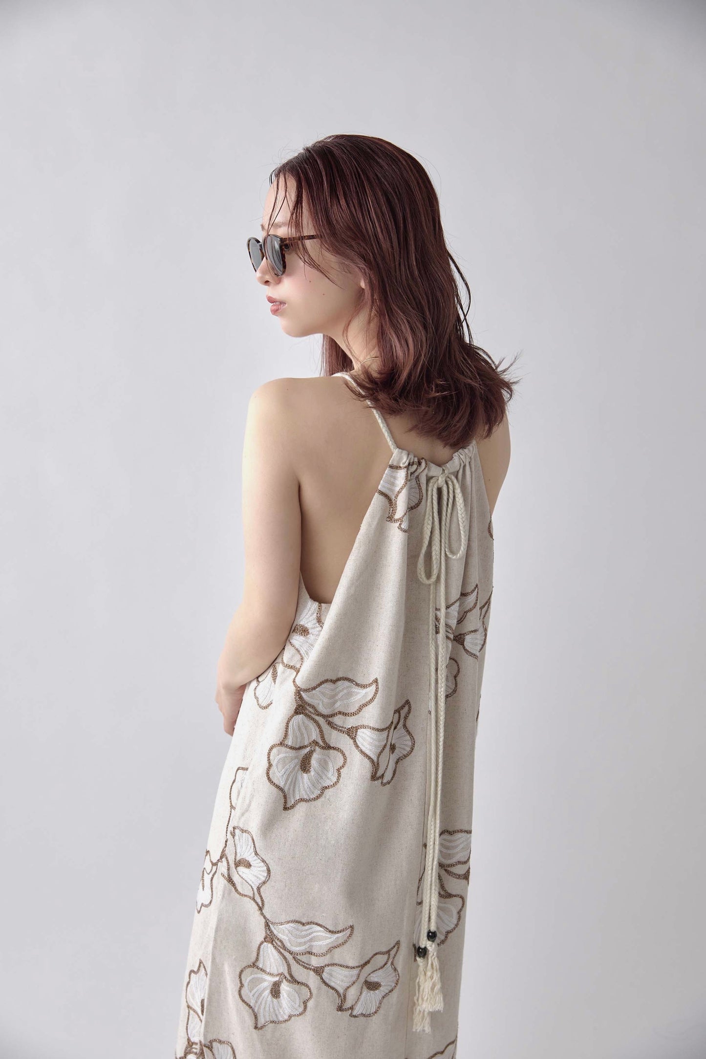 Line Flower Embroidery Dress