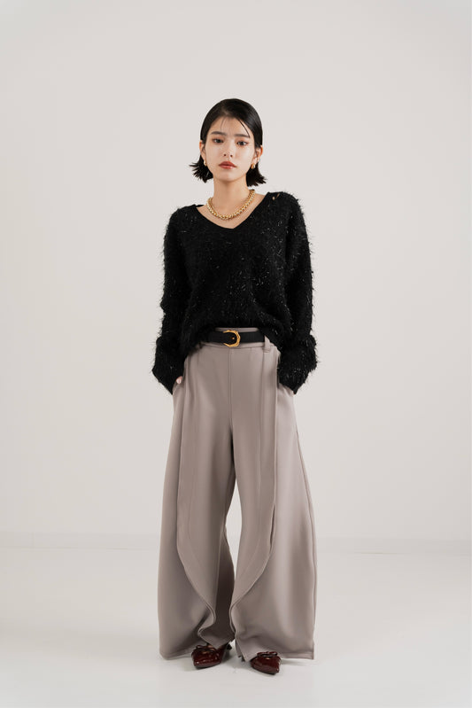 Curved Wide Sweat Pants